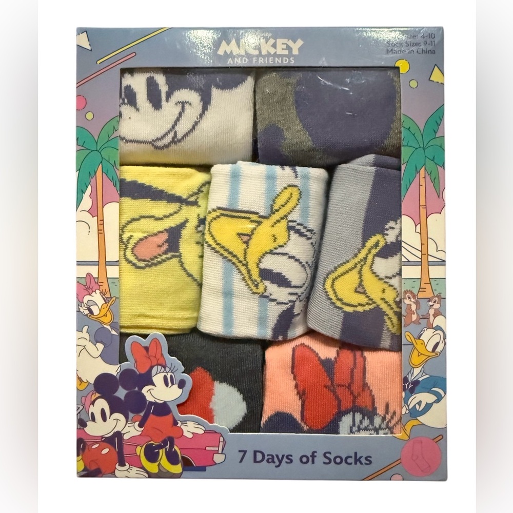 NWT MICKEY & FRIENDS 7 Days of Socks - Multicolor